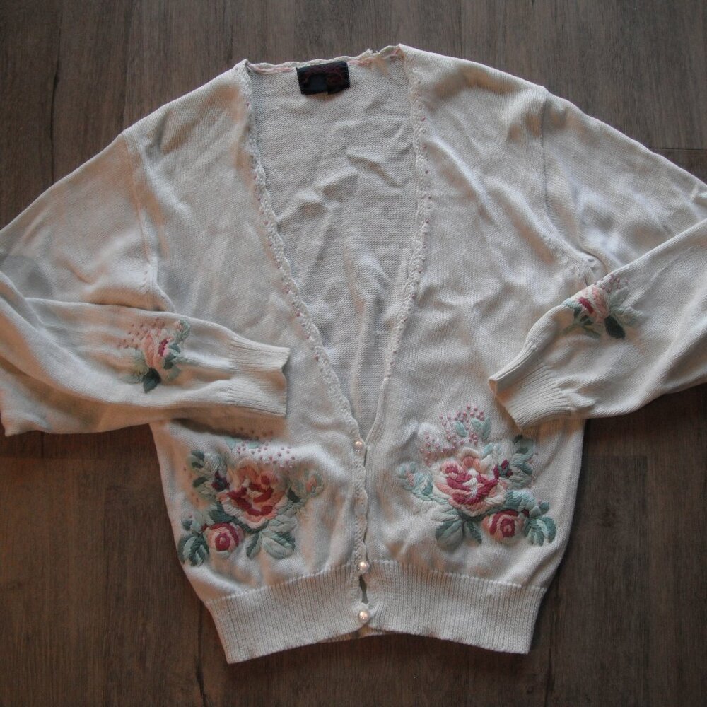 The Villager Vintage Cardigan Roses Size Small